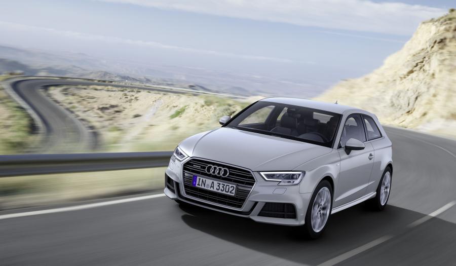  Audi A3 2.0 TDI Quattro S-Line (8V) 2016 года  (фото 13 из 18)